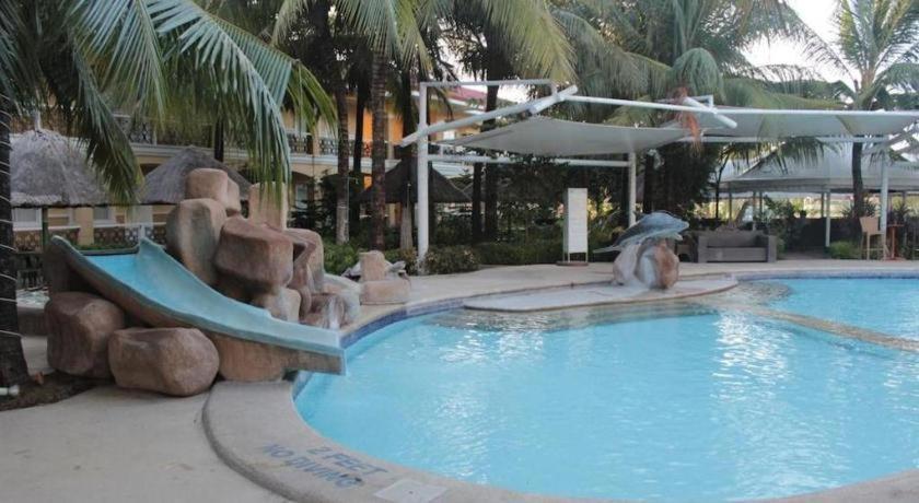 Moonbay Marina The Villas Olongapo Exterior photo