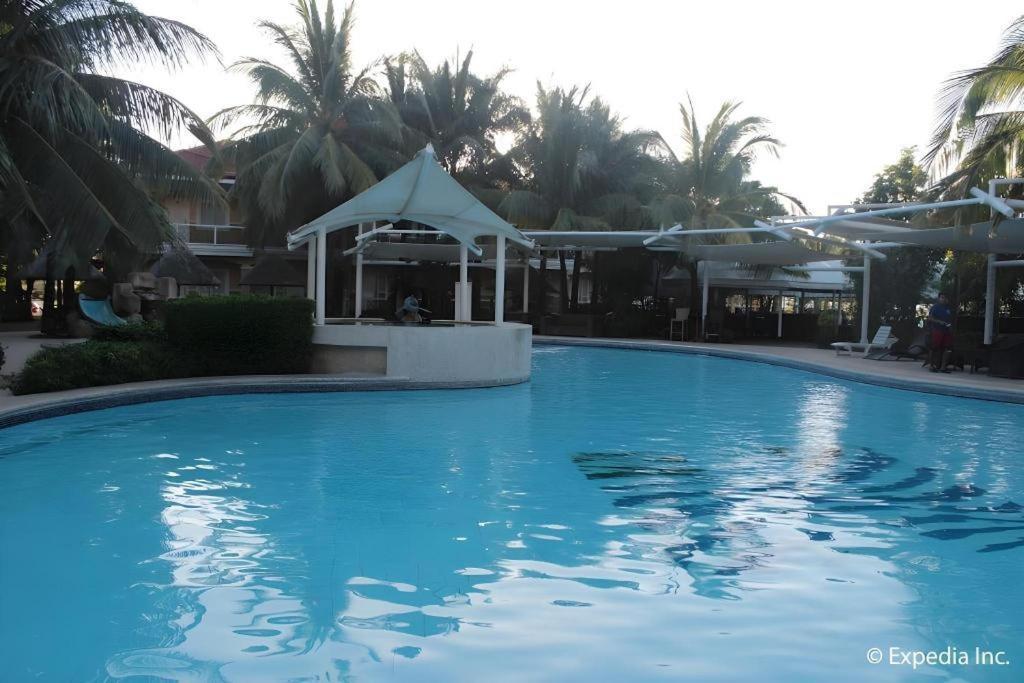 Moonbay Marina The Villas Olongapo Exterior photo