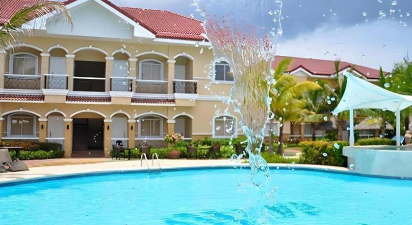 Moonbay Marina The Villas Olongapo Exterior photo